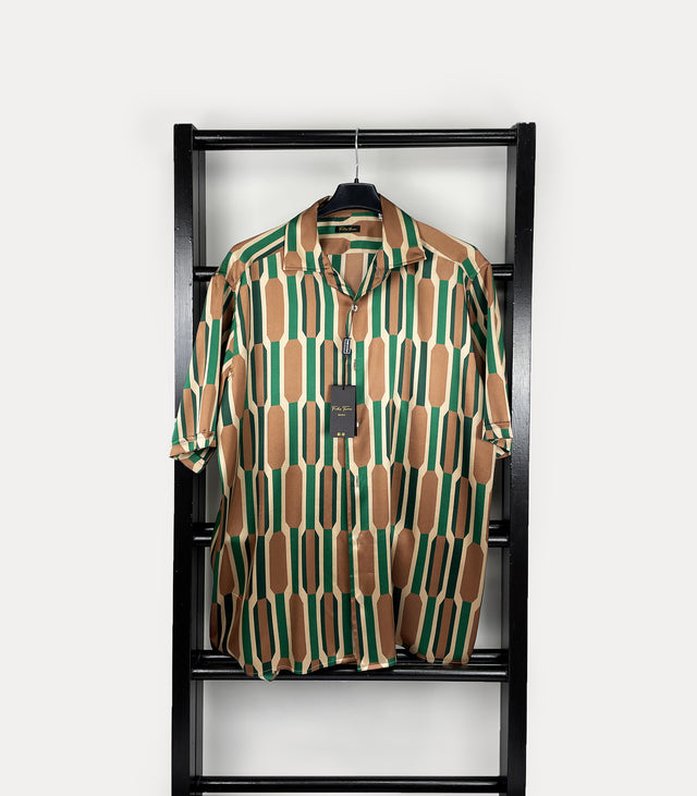 Camicia uomo in seta elasticizzata a manica corta con motivo geometrico a barre marroni e verdi