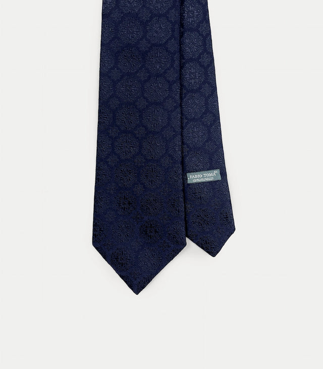 Cravatta blu notte in seta con motivo geometrico a rilievo